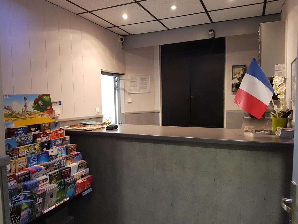 Hotel Coq Hardi Лил Екстериор снимка
