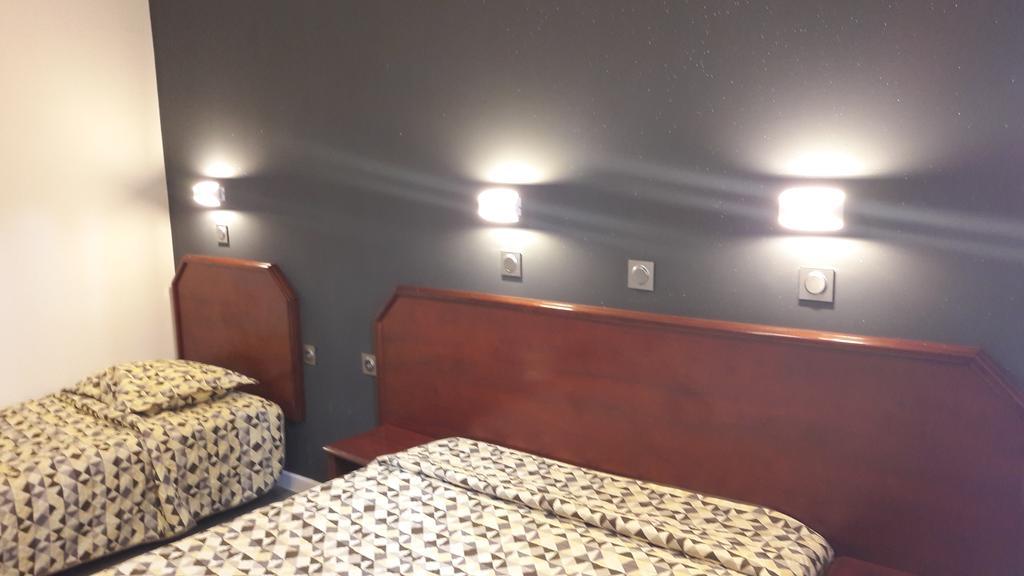 Hotel Coq Hardi Лил Екстериор снимка