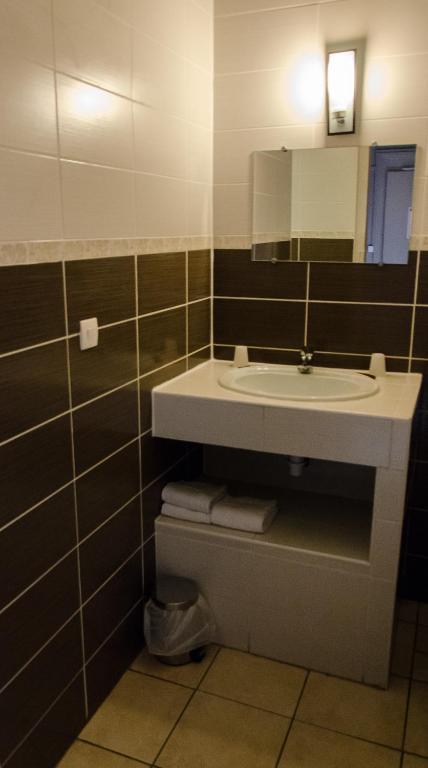 Hotel Coq Hardi Лил Стая снимка